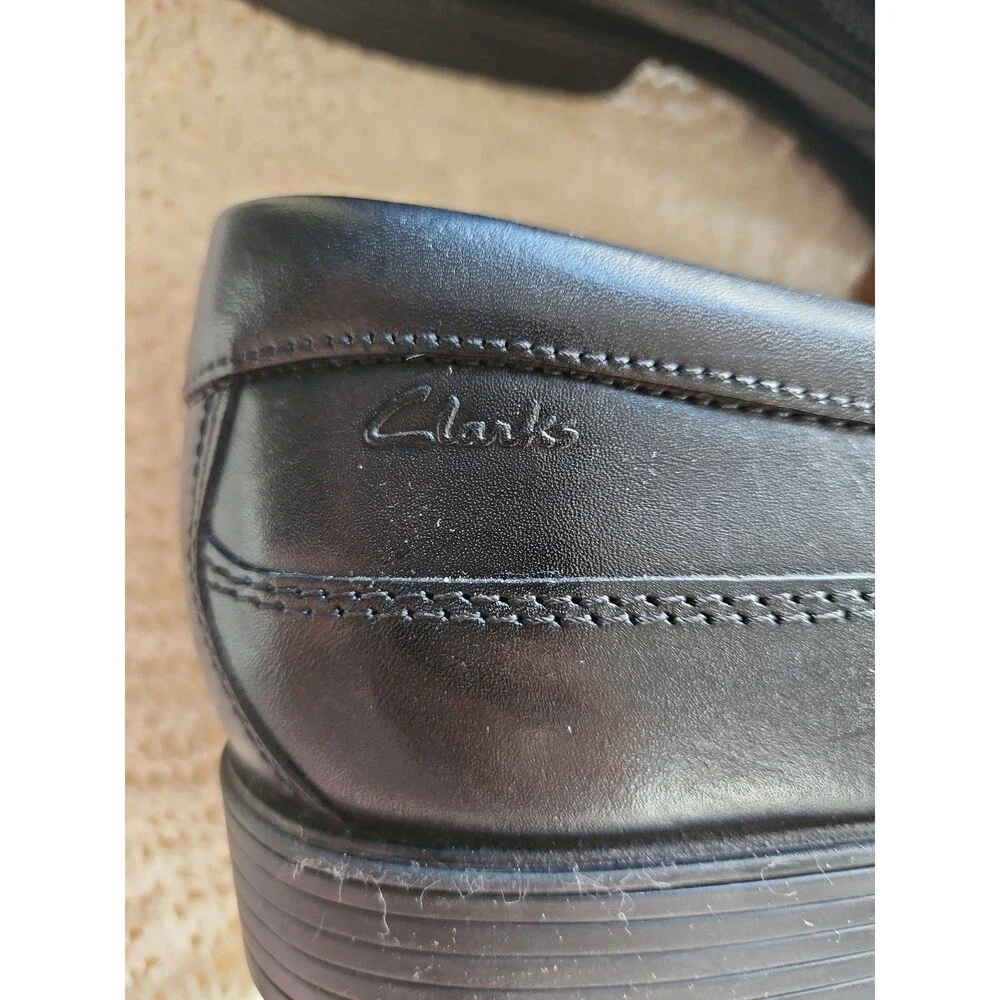 NEW Clarks Tilden Free Slip-On Loafer 26110312 Black Leather  Sz 13 M